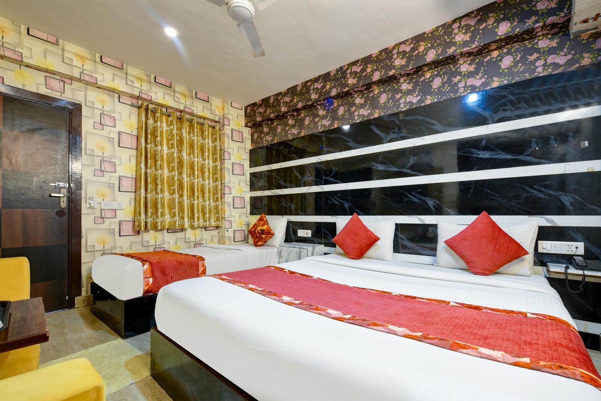Airport Hotel Mayank Residency Yeni Delhi Dış mekan fotoğraf
