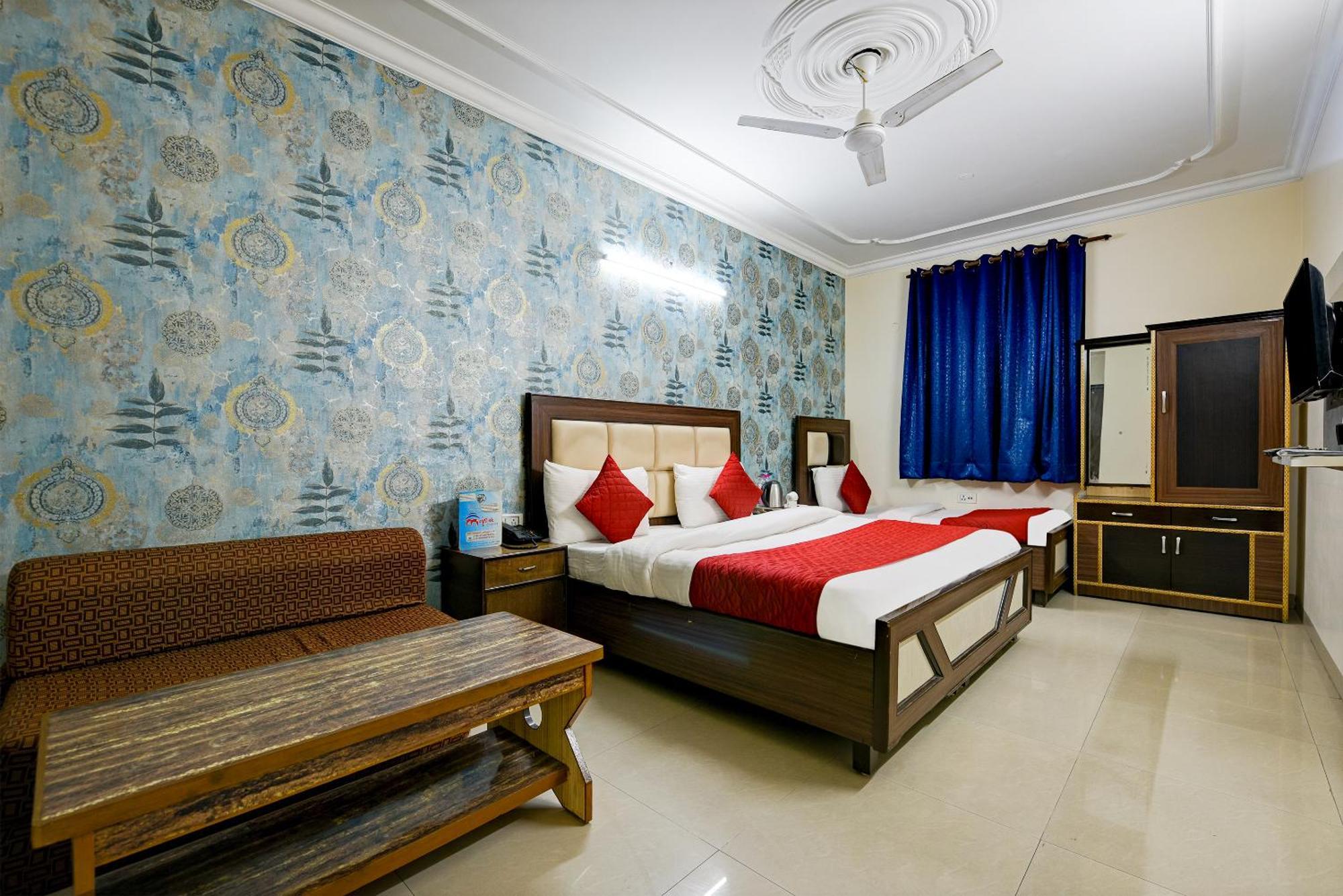 Airport Hotel Mayank Residency Yeni Delhi Dış mekan fotoğraf