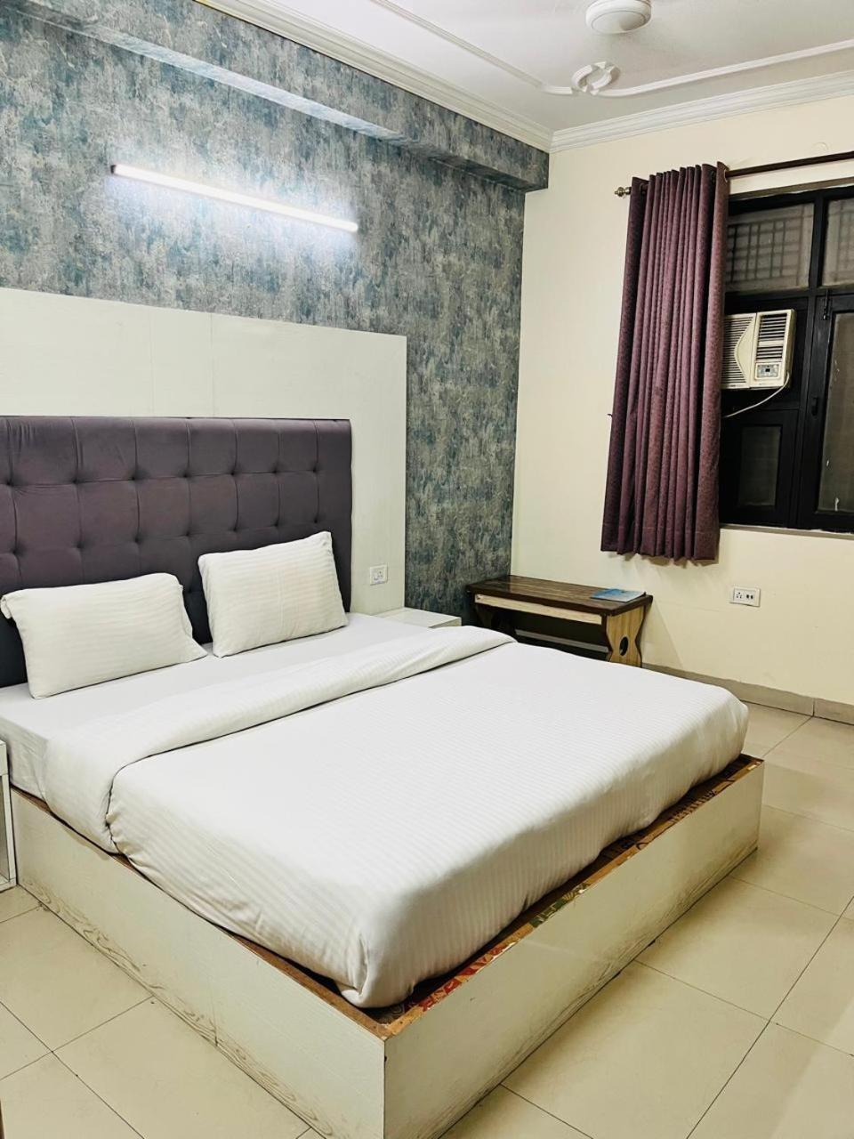 Airport Hotel Mayank Residency Yeni Delhi Dış mekan fotoğraf