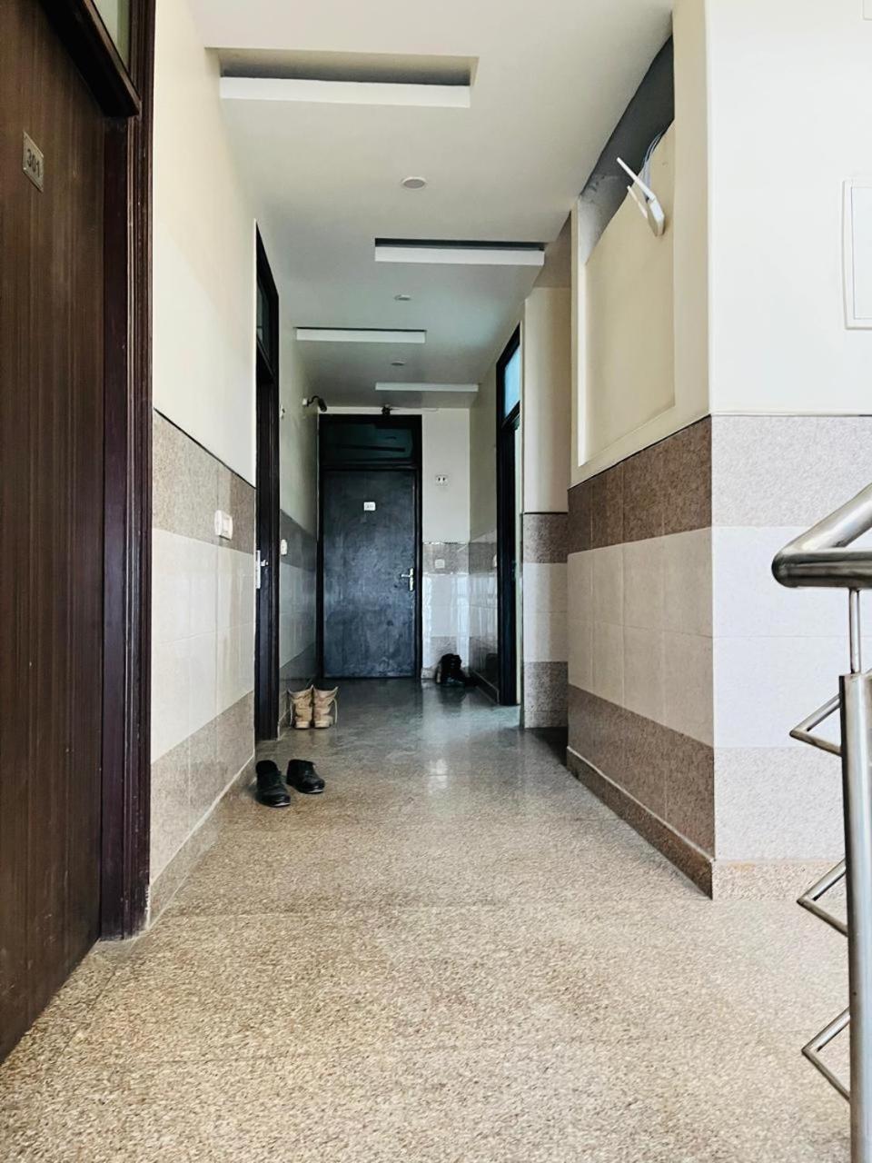 Airport Hotel Mayank Residency Yeni Delhi Dış mekan fotoğraf
